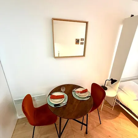 Montparnasse 5 * Paris